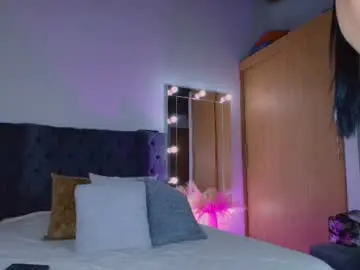 Chaturbate Best live sex cam show of allieecollinss24
