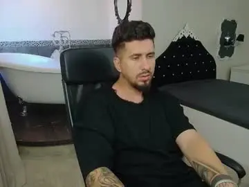 Chaturbate Free Porn Cam of loganstroud