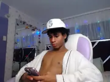 Chaturbate Adult Video Chat of santy_bigcock_01