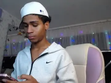 Chaturbate Sex Chat of santy_bigcock_01