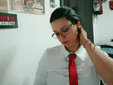 Chaturbate Live Sex Cam of dani_jocelyn