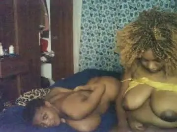 Chaturbate Live Sex of squish_sexy