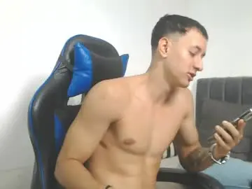 Chaturbate Best live sex cam show of jake_shadow14
