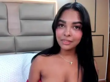 Chaturbate Live Porn of miaroggerss