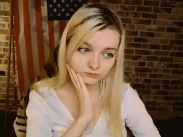 Chaturbate Live Sex Cam of angelabunny_