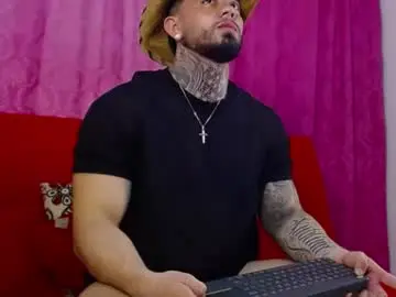 Chaturbate Adult Webcams of tommyblessd1