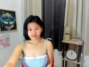 Chaturbate Live Sex Cam of sweetestcandy69xxx