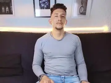 Chaturbate Free Live Porn of emiliocum_24
