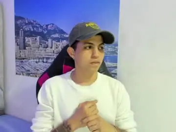 Chaturbate Best live sex cam show of cameron_lux4