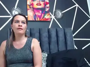 Chaturbate Watch Live Sex Cams of gabrielyabigail