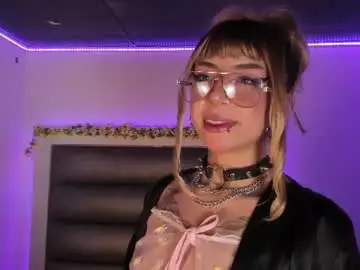 Chaturbate Adult Webcam of lulu_js_