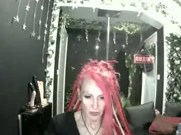 Chaturbate Live Sex Cam of saucysky