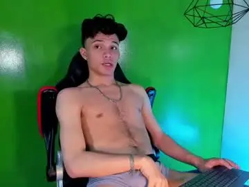 Chaturbate Best live sex cam show of alexgod__