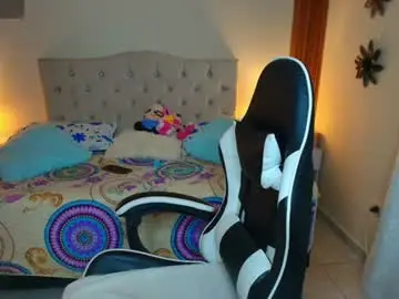 Chaturbate Live Porn of emiily_skinny