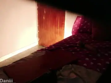 Chaturbate Live Sex Cam of mimirodriguezz