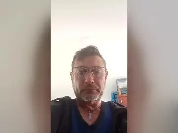 Chaturbate Live Sex Cam of yescam_724
