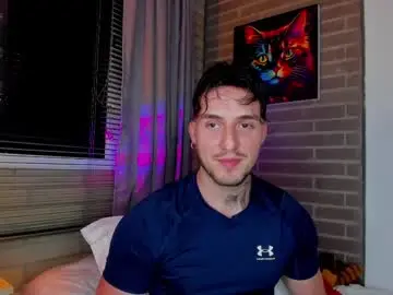 Chaturbate Live Sex Cam of liam_oficial