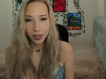 Chaturbate Free Live Porn of emmarayder