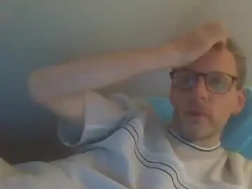 Chaturbate Adult Video Chat of bernie484237