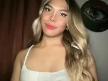 Chaturbate Live Sex Cam of sexy_maevemorexxx