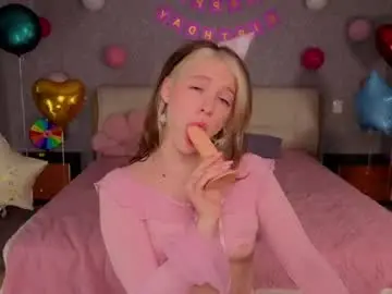 Chaturbate Live Porn of luna_moran