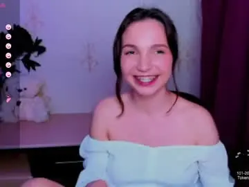 Chaturbate Live Sex Cam of kindhazelhere_
