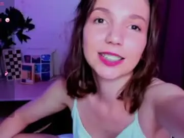 Chaturbate Live Sex of kindhazelhere_