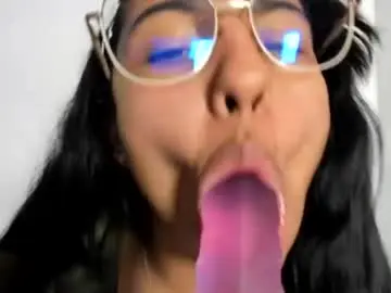 Chaturbate Watch Live Sex Cams of taty_gomez_