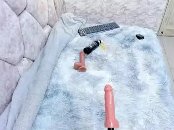 Chaturbate Adult Webcams of ivisbouncyass