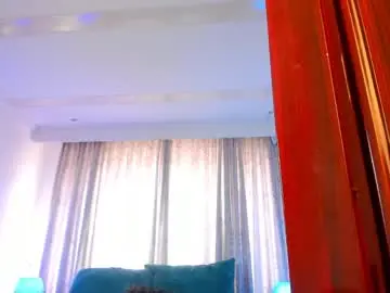 Chaturbate Live Sex Cam of victoria_kim_lee