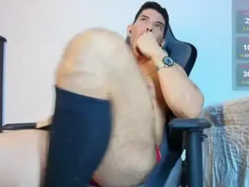 Chaturbate Sex Cam of andrewstelee
