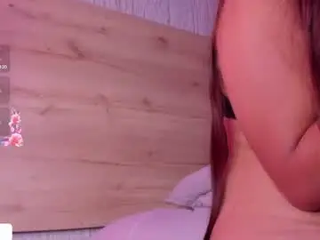 Chaturbate Watch Live Sex Cams of bella_luvs