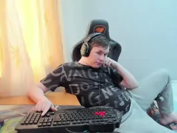 Chaturbate Free Live Porn of iliaskrislove