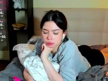 Chaturbate Live Sex Cam of luna_lips