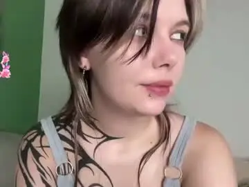 Chaturbate Live Sex Cam of liliandaniels