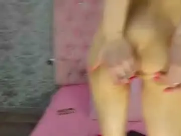 Chaturbate Live Porn of golden_girl__