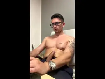 Chaturbate Best live sex cam show of masterboss_fl