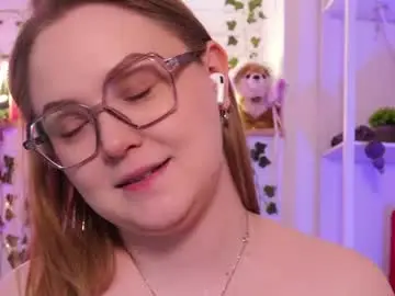 Chaturbate Live Sex Cam of monicaasis