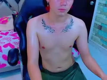 Chaturbate Sex Chat of andy_collin5