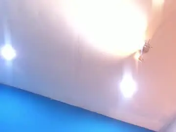 Chaturbate Adult Webcams of rousse_lily0