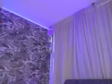 Chaturbate Live Sex Cam of darkly_waxx