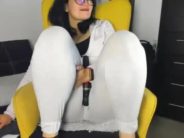Chaturbate Live Sex of adriana71