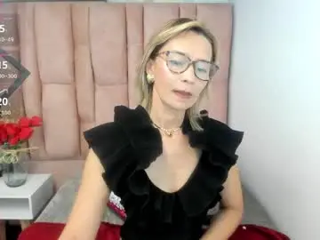 Chaturbate Adult Webcams of issa_milf__