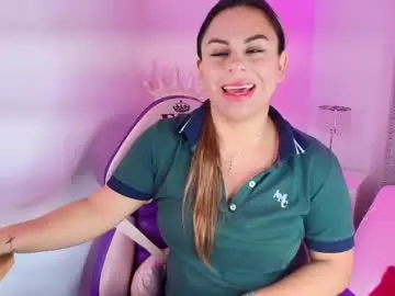 Chaturbate Live Sex Cam of lia_adamsss