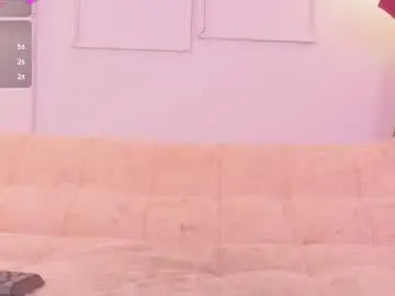 Chaturbate Live Sex Cam of lexielancaster_cr