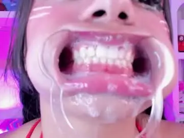 Chaturbate Live Sex Cam of foxy_samy