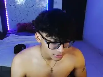 Chaturbate Watch Live Sex Cams of mr_yisuz