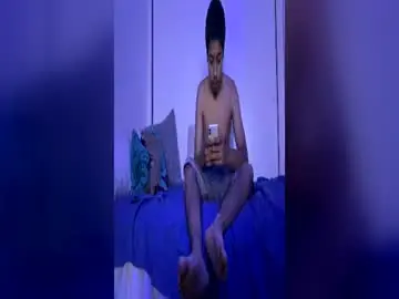 Chaturbate Watch Live Sex Cams of bubbleboy04602