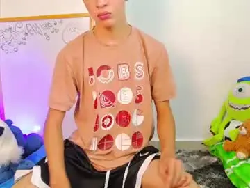 Chaturbate Live Sex Cam of ely_king