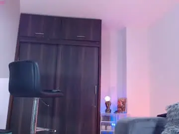 Chaturbate Live Sex Cam of bastian_franco01